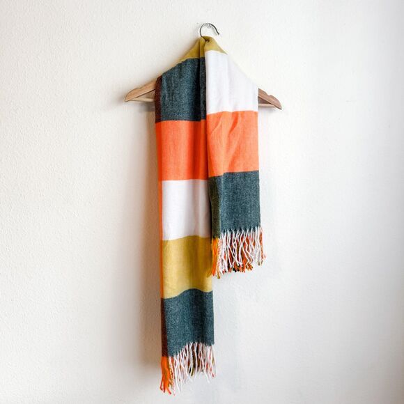 New Hadley Wren Womens Multicolor Fringe Plaid Blanket Scarf Fall + Winter Scarf - Picture 3 of 7